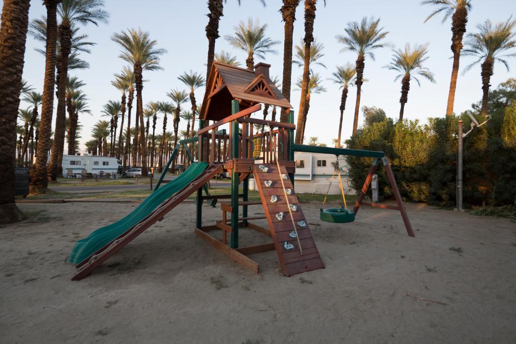 Palm Springs Camping Resort Cabin 3 棕榈荒漠 外观 照片